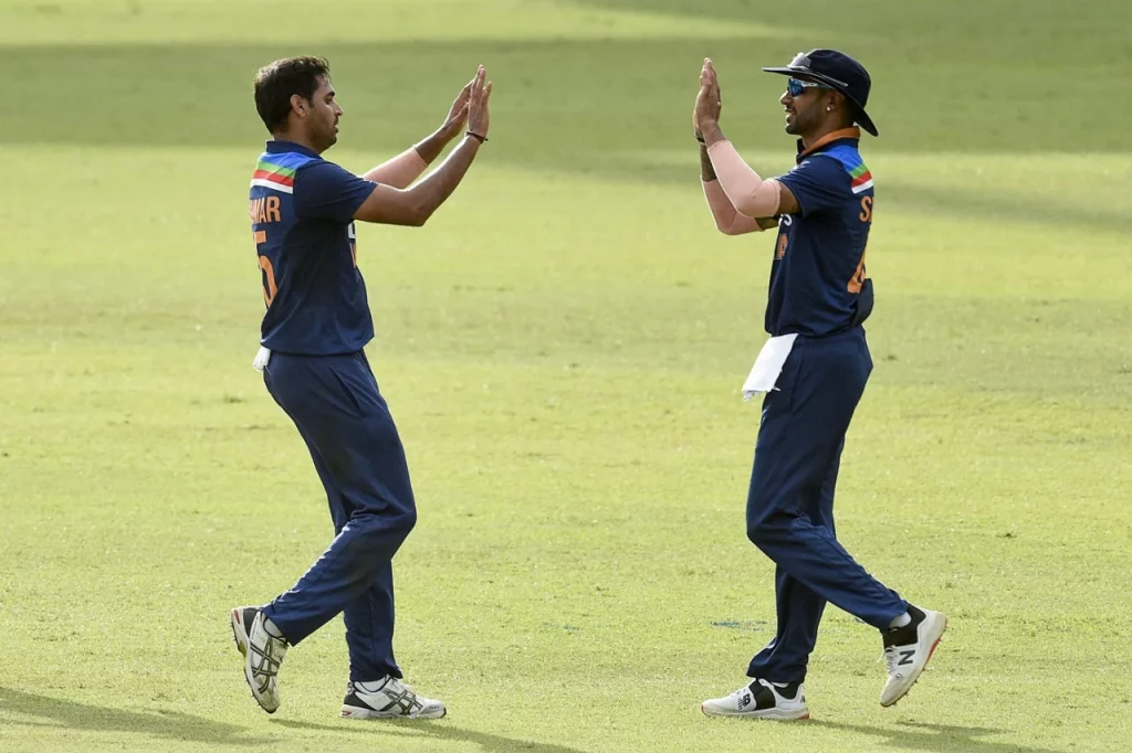 Shikhar Dhawan and Bhuvneshwar Kumar 